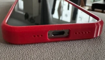 Чехол из ТПУ для iPhone 15 Pro 1