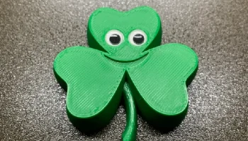 Магнит с изображением трилистника Googly Eyes......