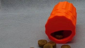 Контейнер для лакомств для собак - маленький