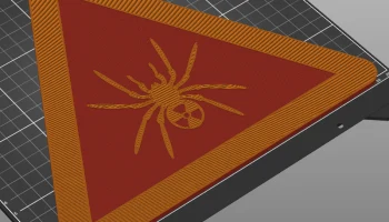 Предупреждающий знак о радиоактивных пауках на Хэллоуин 3