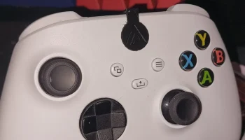Световая крышка контроллера Xbox Series X/S Creality Logo Световая крышка контроллера Xbox Series X/S Creality Logo