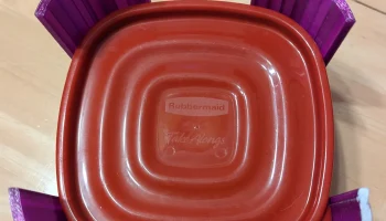 Органайзер с квадратной крышкой Rubbermaid 3