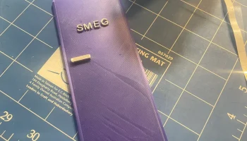 Магнит на холодильник Smeg. 1