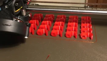Кабельный зажим RG6...