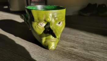 Гоблинский горшок с дренажными отверстиями... 1