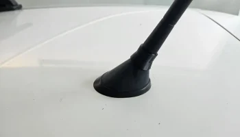 Крышка автомобильной антенны 2