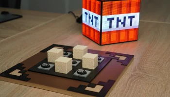 Верстак Minecraft с предметами (для охоты за мусором) Верстак Minecraft с предметами (для охоты за мусором)