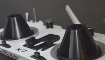 В Taranis Qx7 установлена ​​защита подвеса