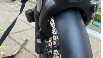 Кронштейн для замка Aventon Abound Abus 4750XL Cafe Lock Кронштейн для замка Aventon Abound Abus 4750XL Cafe Lock