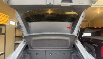 Замена адаптера крепления ремня автомобиля Volkswagen ID.... 1