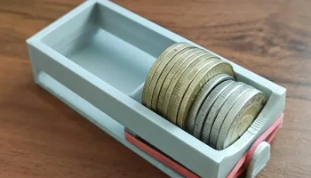 Простая монетница.