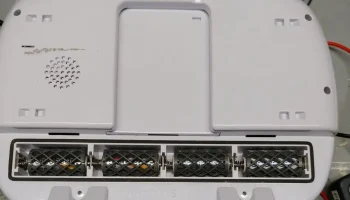 Адаптер для батарей AA-C 1