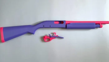 Рабочее помповое ружье TOY - 100% напечатано на 3D-принте... 3