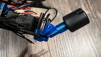 Антенна Quadmula Siren F3 O3 с креплением для разнесенно... Антенна Quadmula Siren F3 O3 с креплением для разнесенно...