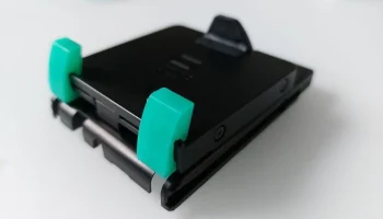 Замена кронштейна держателя телефона Pioneer SPH-10/SPH-20 2