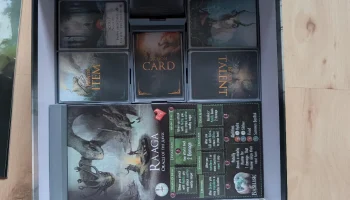 Beast + Shutterd Isles (+Great Hunt) Inlay/Insert (Sleeved) Beast + Shutterd Isles (+Great Hunt) Inlay/Insert (Sleeved)
