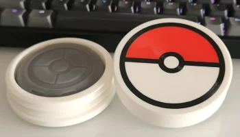 Чехол Megacom DuoMon Pokeball 1