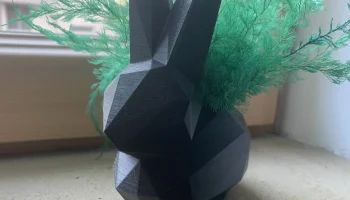 Кролик Ваза