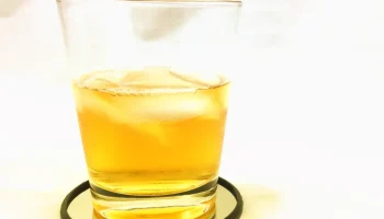 Зеркальная подставка для жесткого диска 5