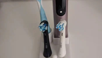 Подставка Oral-B iO 4