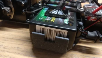 Tamiya F103 Держатель для LiPo батареи D10
