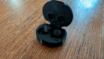 Чехол Loop Switch 2 со скрытыми магнитами.........