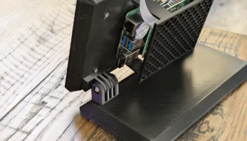 Корпус Raspberry Pi Display2