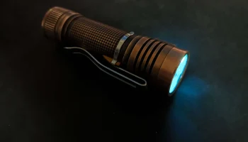Emisar D4K Better Clip Mod 1