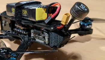 Крепление антенны для Micro Apex 3