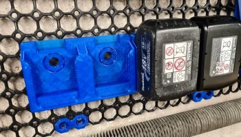 Makita Battery Mount Duo для мультиборда