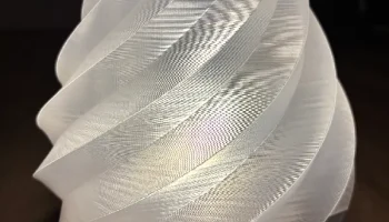 Лампа Spiral Wave (совместима с комплектом Bambu Lab Light) Лампа Spiral Wave (совместима с комплектом Bambu Lab Light)
