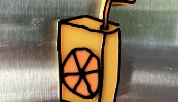 JuiceBoxМагнит на холодильник с логотипом JuiceBox...