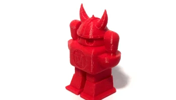 Робот Maker Faire со шлемом викинга 4