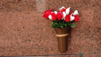 Мавзолей Ваза для цветов 2