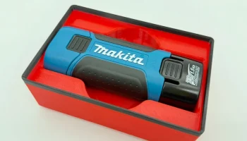 Подставка для светодиодного фонаря Makita ML704 на 7.2v ...