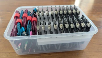 держатель контейнера micro:bit 4