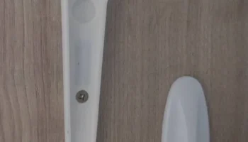 Держатель ножниц Fiskars 1