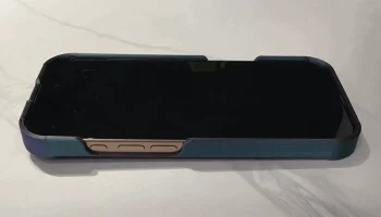 Тонкий чехол для iPhone 16 Pro 5