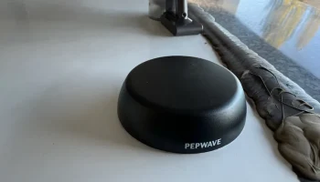 Накладка и втулка для антенных проводов Pepwave mimo... 2