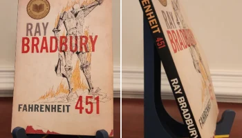 Регулируемая подставка для книг