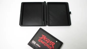 Чехол с защелкивающимся замком Atari Jaguar Gamedrive 1