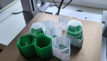 Модульная станция посева растений с самополивом Hexa 3