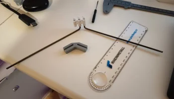 Антенный выравниватель 120&deg; с держателем | V-полюс... 2