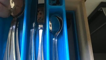 Накладной поднос для столовых приборов для верхней выдви... 1