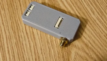 Minimalist Desktop Enclosure for Heltec V4 (Closed) 7