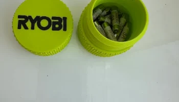 Резьбовой контейнер Ryobi 1