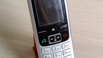 simple smartphone holder 1
