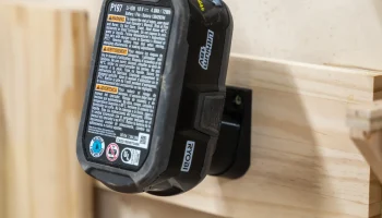 Держатель батареи RYOBI 18V ONE+ 5
