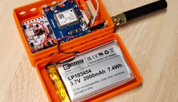 Meshtastic HeltecV3 housing with battery and GPS 3