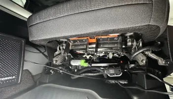 Крепление динамика Motorola F-150 14-го поколения 1